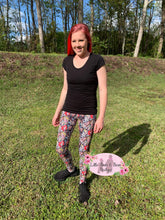 Load image into Gallery viewer, Ladies Tattoo Princess Leggings with Pockets
