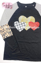 Load image into Gallery viewer, Ladies Plaid Heart Top
