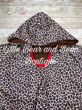 Load image into Gallery viewer, Leopard Red Ruffle Poncho
