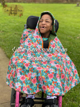 Load image into Gallery viewer, Floral Sage Poncho
