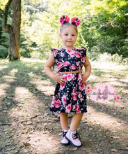 Load image into Gallery viewer, Black Floral Dress with Belt
