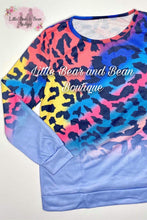 Load image into Gallery viewer, Ladies Ombre Cheetah Top
