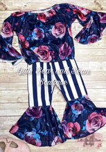Load image into Gallery viewer, Striped Sapphire Floral Belle Set
