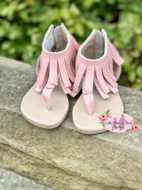 Pink fringe sandals for girls