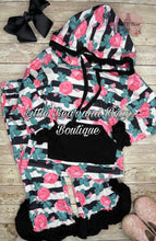 Load image into Gallery viewer, Pink Rose Jogger Set
